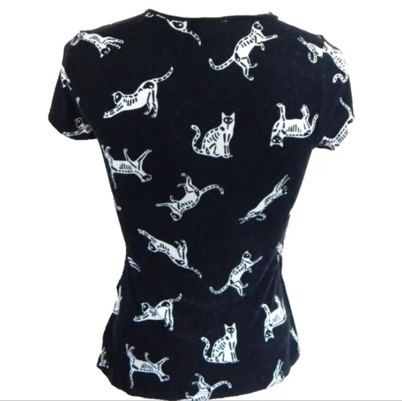 Modcloth Faux Wrap Cat Skelton Top - Picture 2 of 4